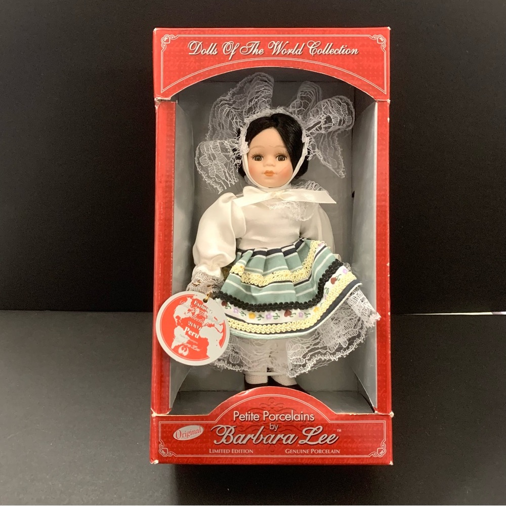 Dolls of the World Barbara Lee Peru Doll